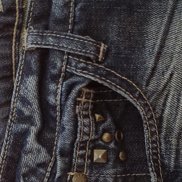 Super Cute Daisy Duke Shorts! - Picture 5 of 6